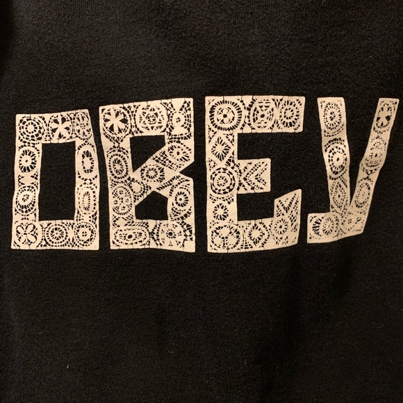Obey Tops - Obey sweatshirt
